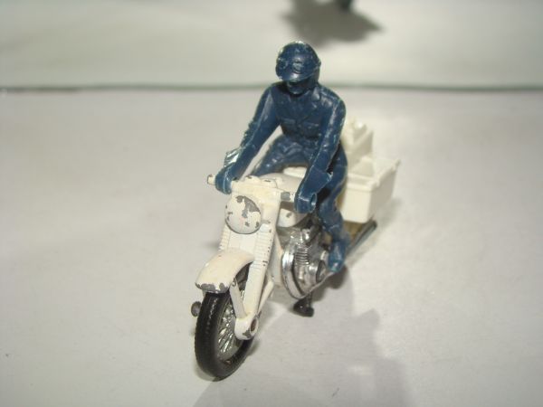 * INBRIMA MATCHBOX 33 MOTO HONDA B229