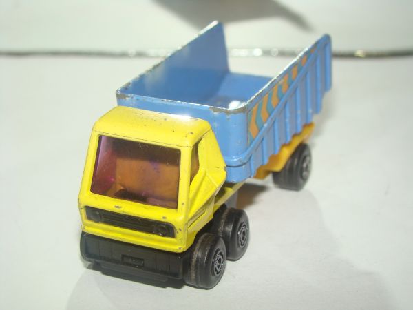 * INBRIMA MATCHBOX 50 ARTICULATED TRUCK B347