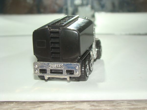 * INBRIMA MATCHBOX PETERBILT B056