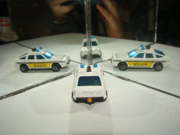 * INBRIMA MATCHBOX ROVER 3500 POLICE B311