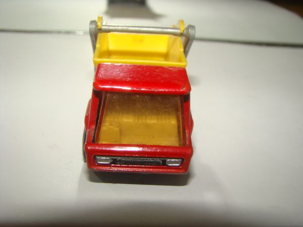 * INBRIMA MATCHBOX 37 SKIP TRUCK B347