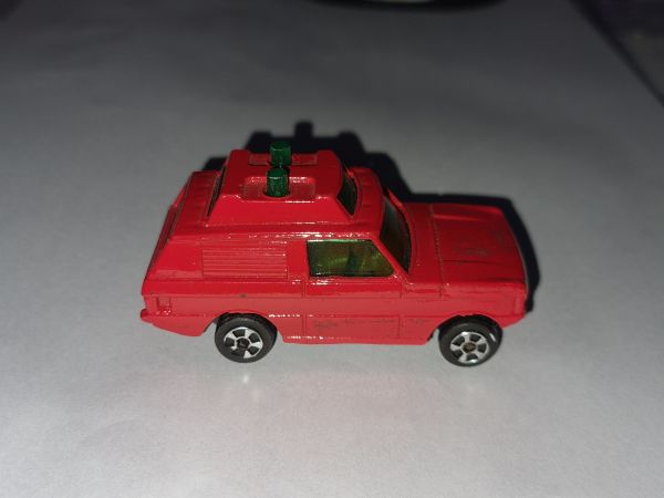 * KIKO CORGI RANGE ROVER POLICE B234