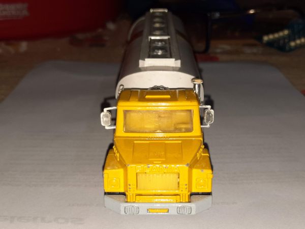 * INBRIMA MAJORETTE SCANIA TRUCK SHELL B934