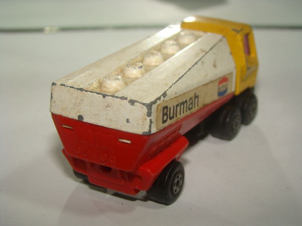 * INBRIMA MATCHBOX 63 FREEWAY GAS TANKER B348