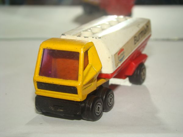 * INBRIMA MATCHBOX 63 FREEWAY GAS TANKER B344