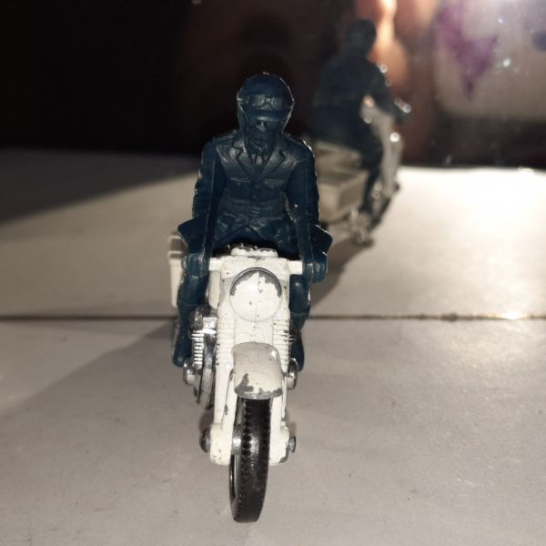 * INBRIMA MATCHBOX 33 MOTO HONDA B250