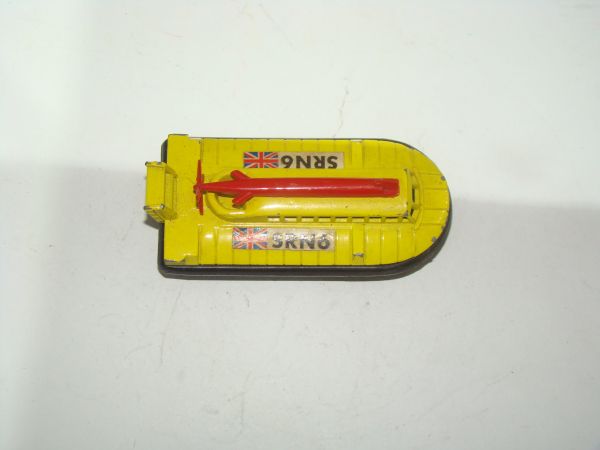 * INBRIMA MATCHBOX 72 SRN6 HOVERCRAFT B255