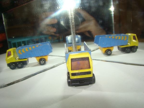 * INBRIMA MATCHBOX 50 ARTICULATED TRUCK B347