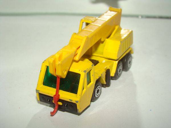 * INBRIMA MATCHBOX 49 CRANE TRUCK B000