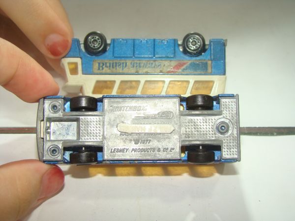 * INBRIMA MATCHBOX 65 AIRPORT COACH B258