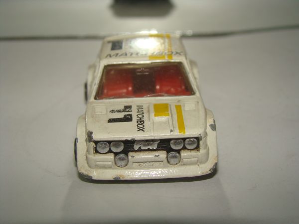 * INBRIMA MATCHBOX FIAT ABARTH B035