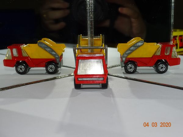 * INBRIMA MATCHBOX 37 SKIP TRUCK B142