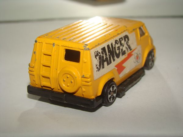 * KIKO CORGI HOT ROD CUSTOM VAN DANGER B291