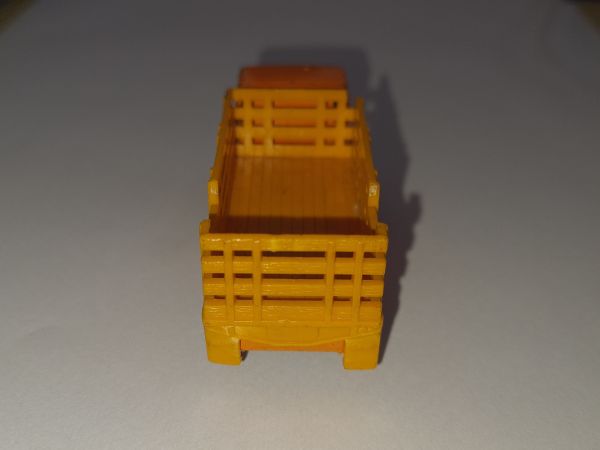 * INBRIMA MATCHBOX 71 CATTLE TRUCK B259