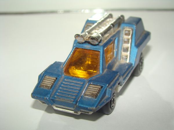 * INBRIMA MATCHBOX 68 COSMOBILE B184