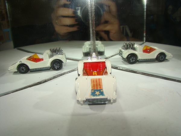 * INBRIMA MATCHBOX 55 HELLRAISER B025