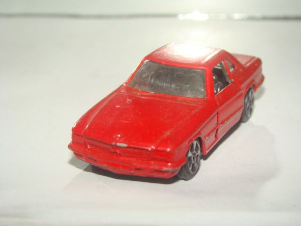 * KIKO CORGI MERCEDES BENZ 500 SL B357